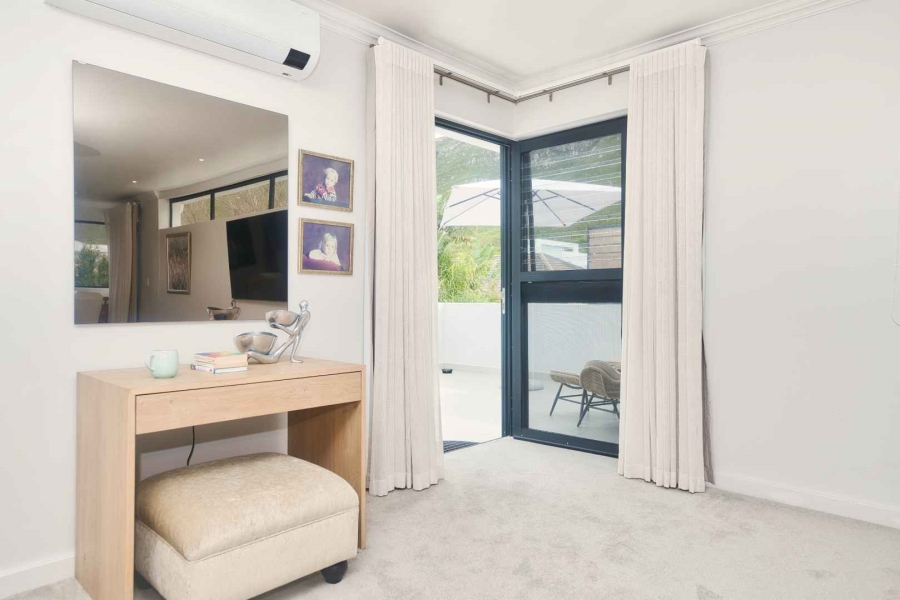6 Bedroom Property for Sale in Hermanus Heights Western Cape